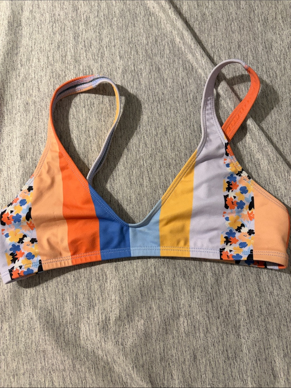 Jolyn bikini top